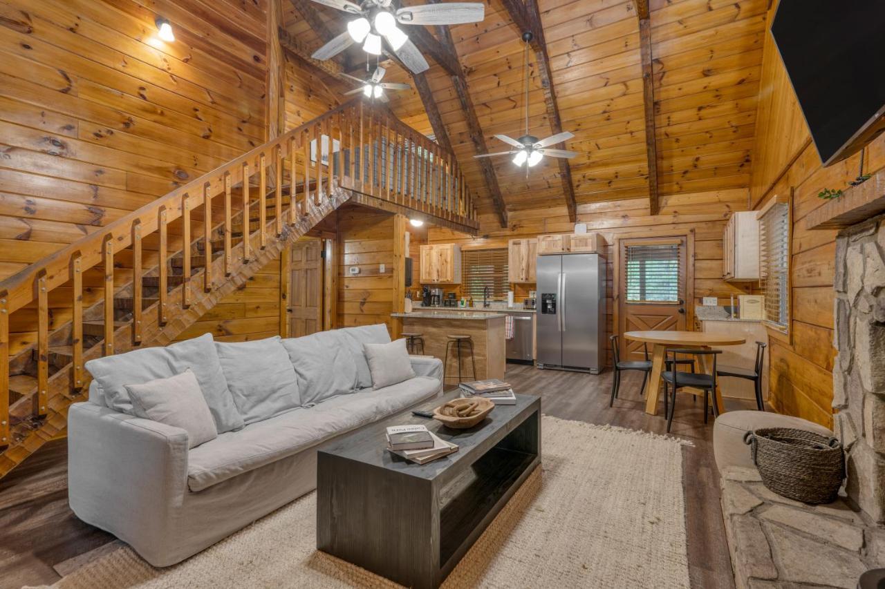 The Dudley Cabins By Avantstay Sevierville Eksteriør billede
