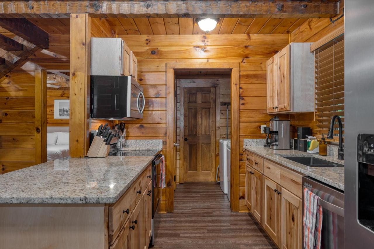 The Dudley Cabins By Avantstay Sevierville Eksteriør billede
