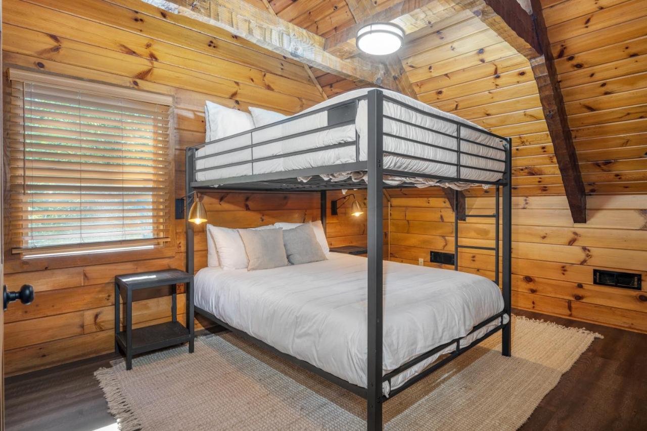 The Dudley Cabins By Avantstay Sevierville Eksteriør billede